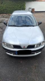 Mitsubishi Carisma 1,9 DI-D Life Life - Mitsubishi Carisma von privat