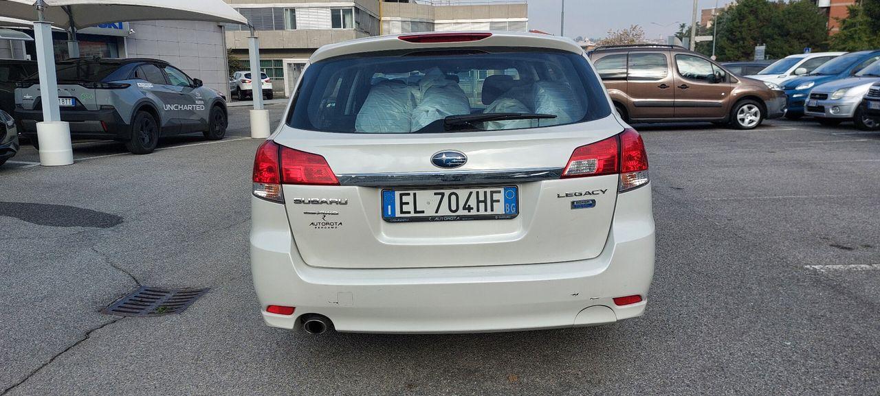 Subaru Legacy 2011 — photo 6