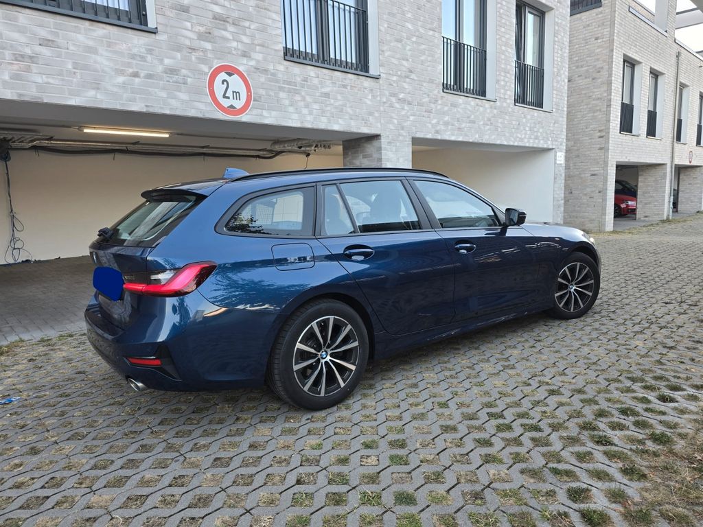 Image of BMW 318