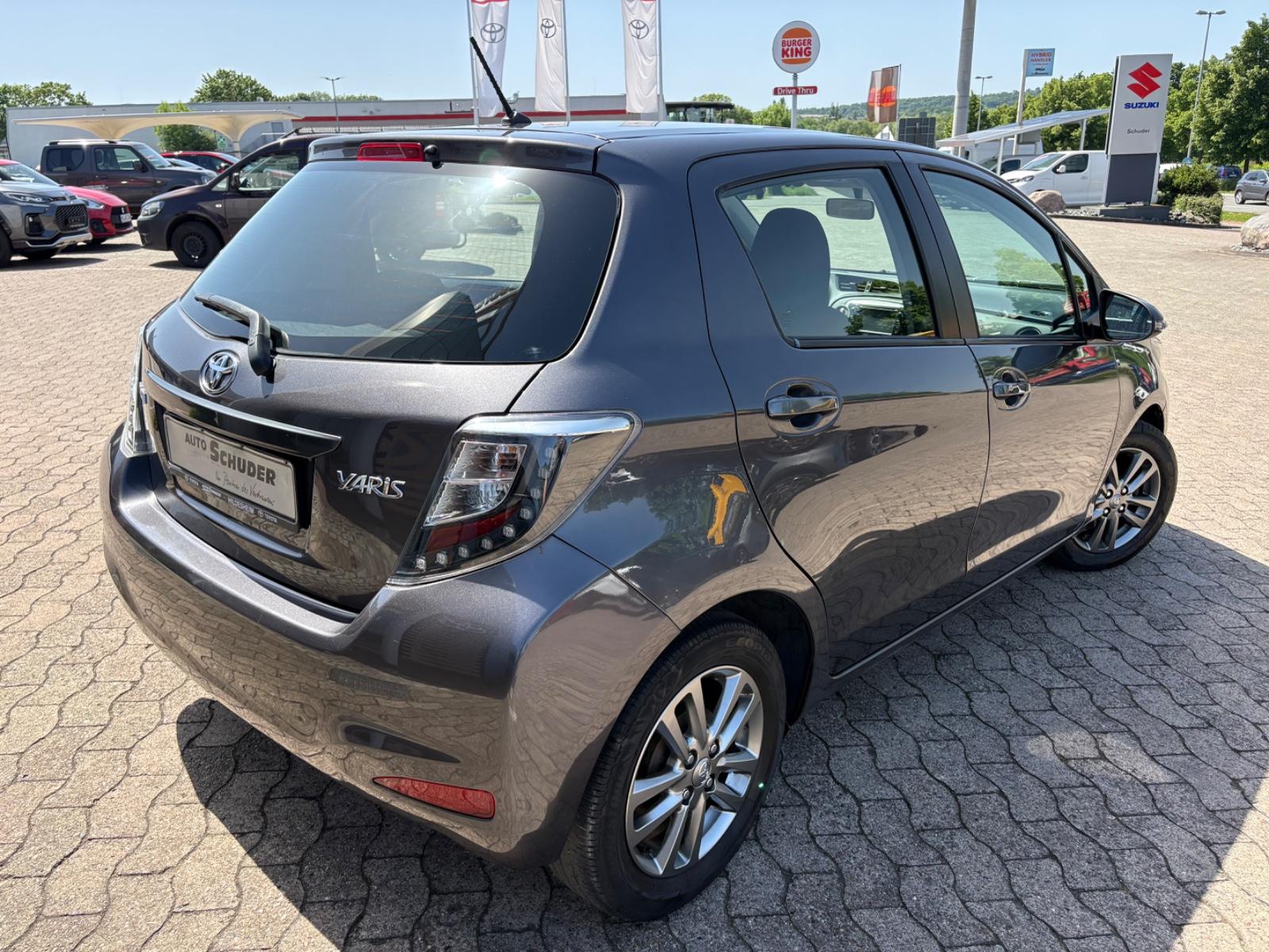 Toyota Yaris Edition  **NAVI**