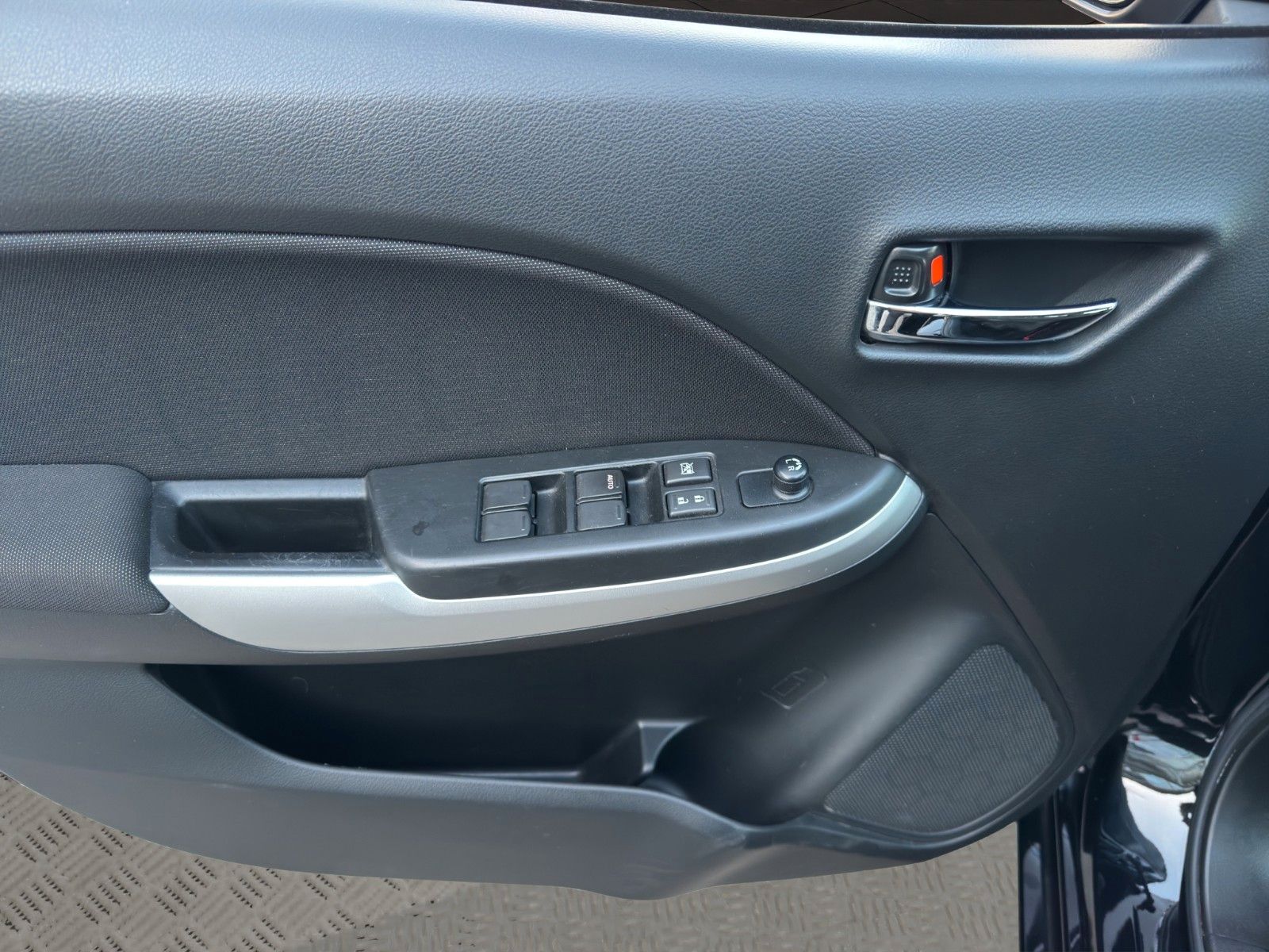 Fahrzeugabbildung Suzuki Baleno Comfort Klima/Navi/Kamara/1Hand