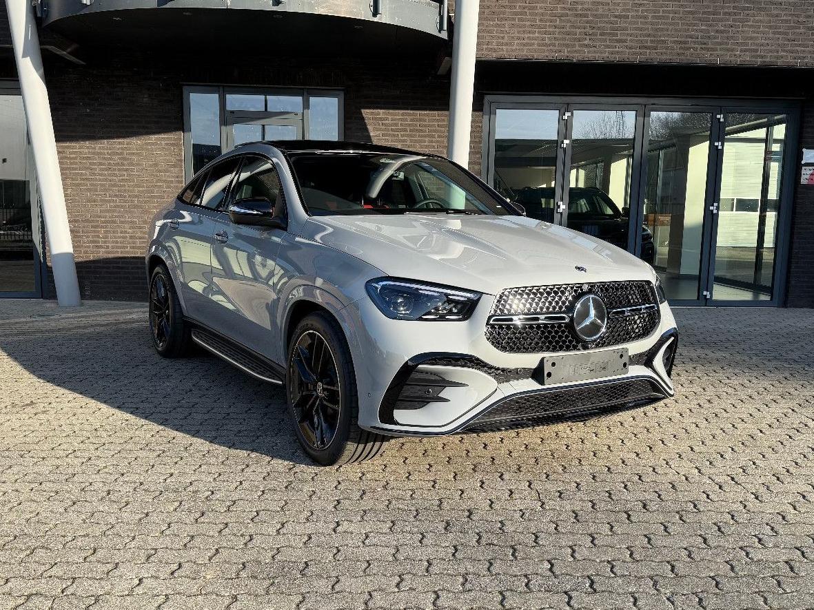 Mercedes-Benz GLE 300 d Coupe full full
