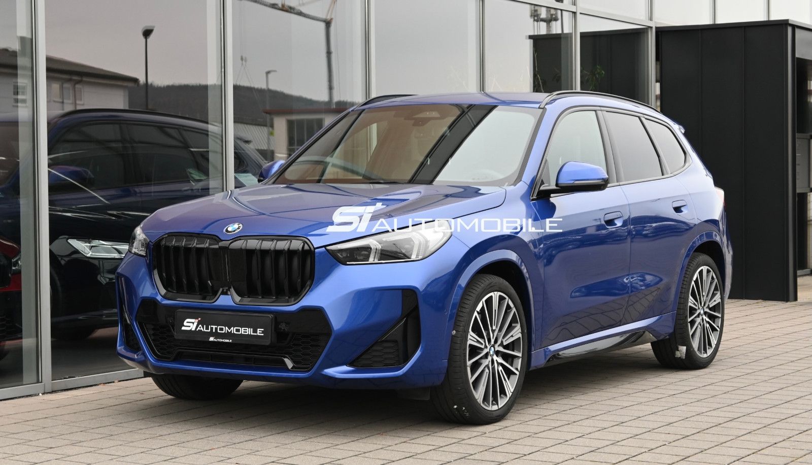 Fahrzeugabbildung BMW X1 xDrive23d M-Sport °ACC°AHK°HARMAN°LENKR.HEIZ°