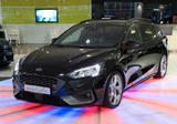 Ford Focus Turnier ST*LEDER*LED*PANO*NAVI*LHZ*SHZ*PDC - Ford Focus mit Diesel-Antrieb: Leder, Navigationssystem