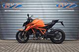 KTM 1390 SUPER DUKE R TECH PACK  - KTM 1390 Super Duke R