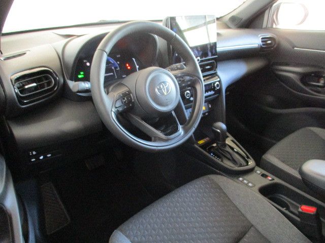 Fahrzeugabbildung Toyota Yaris Cross Hybrid FWD Teamplayer