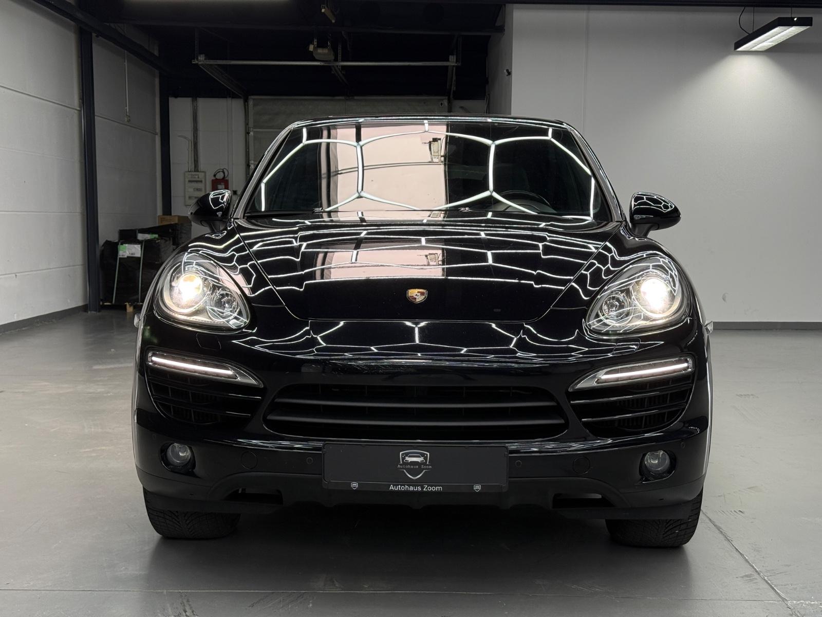 PORSCHE CAYENNE DIESEL 3.0 V6 245ch 4X4 - PNEUMATIQUE - TOIT PANORAMIQUE - CUIR - CAMÉRA DE RECUL - XÉNON