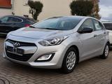 Hyundai i30 1.4 Classic - : Taxi, Limousine