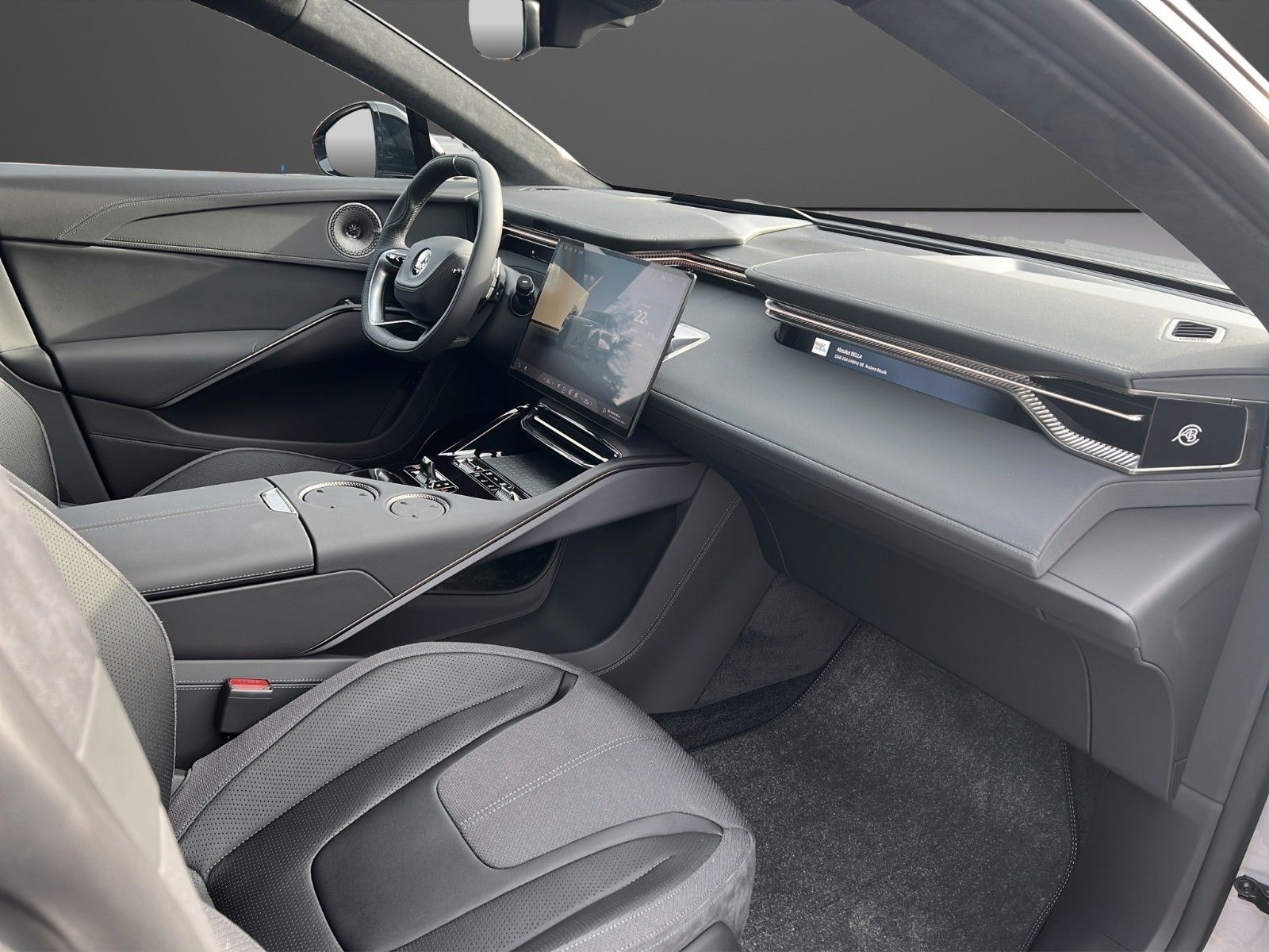 Fahrzeugabbildung Lotus Eletre 600 Business AHK sofort lieferbar