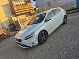 Volvo V40 T3 Geartronic R Design R Design - Volvo V40 von privat