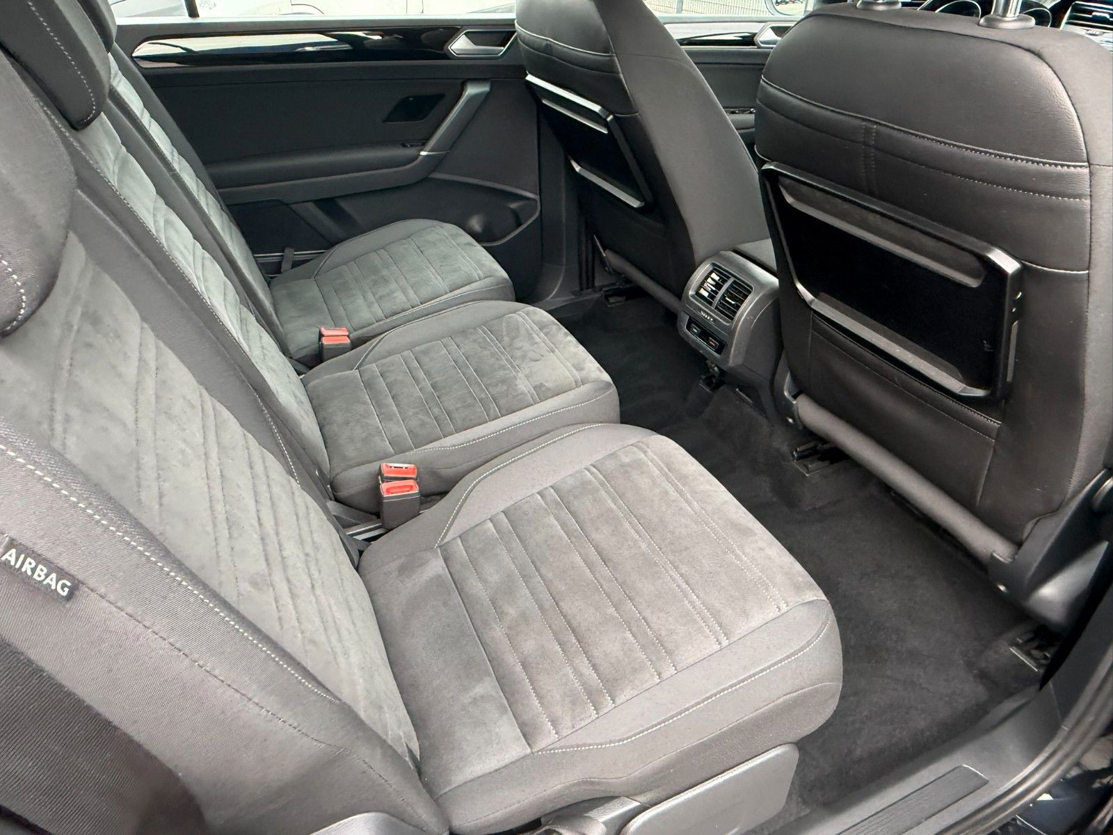 Fahrzeugabbildung Volkswagen Touran Highline BMT/Start-Stopp