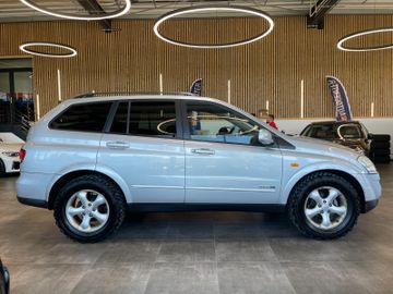 Ssangyong Kyron  Xdi 4x4 *KLIMAAUTOMATIK*LEDER*TÜV-102025