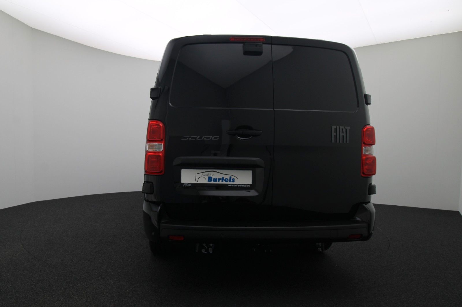 Fahrzeugabbildung Fiat Scudo L3 Multicab XL Diesel 180 AT