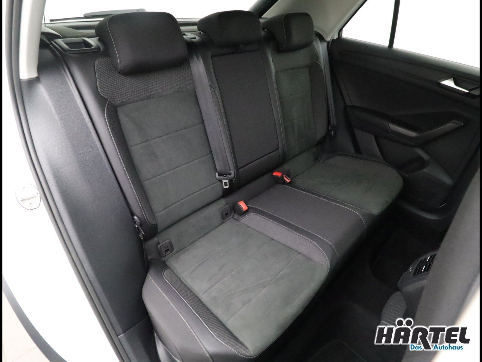 Volkswagen T-Roc - Bild 8