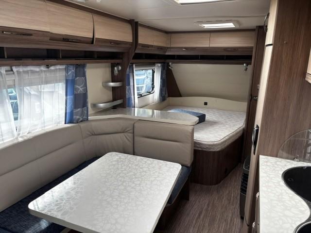 Hobby De Luxe 560 KMFe 