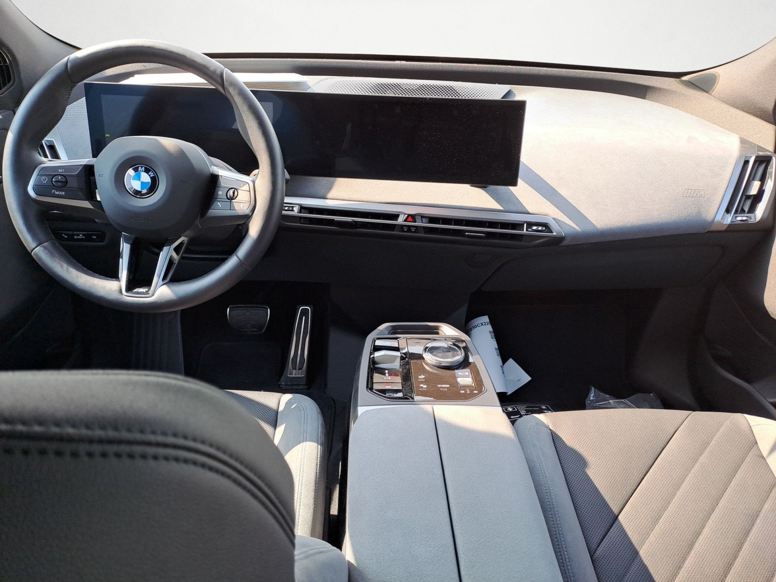 BMW iX xDrive45 M Sportpaket AHK Innovation foto 12