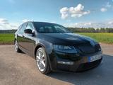 Skoda Octavia 2.0 TDI Green tec RS RS - Skoda Octavia mit Diesel-Antrieb: Limousine, RS