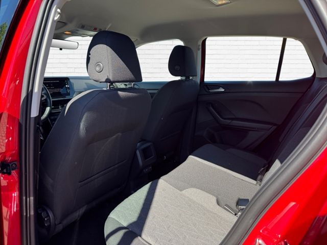 Fahrzeugabbildung Volkswagen T-Cross Life 1.0 TSI 116 PS 6-Gang LED APP TRVL