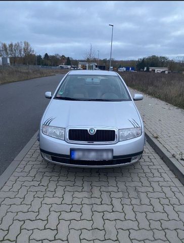 Skoda Fabia 1,4 einen guten Zustand Klima ...