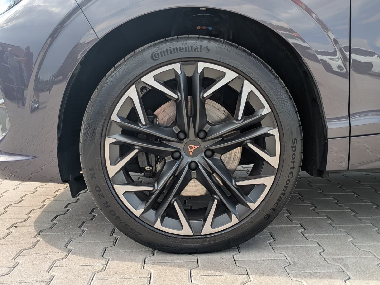 Fahrzeugabbildung CUPRA Terramar 2.0 TSI 4D VZ HUD*MATRIX*PANO*DCC*20"