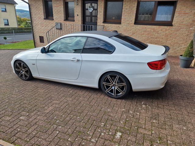 BMW 320d Coupé - 