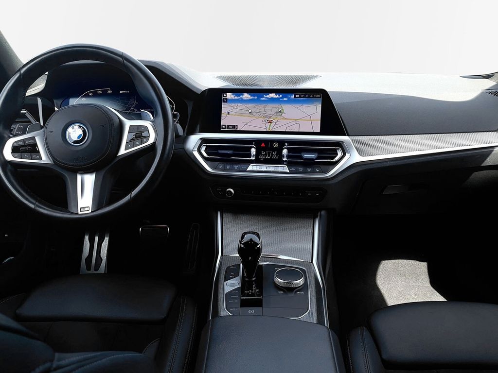 BMW 330 e M Sport Head-Up DAB AHK uvm.