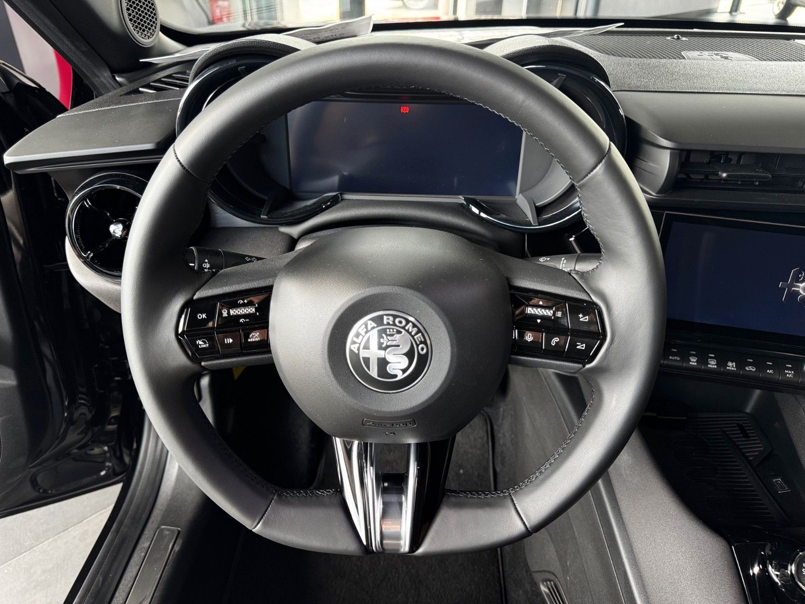 Fahrzeugabbildung Alfa Romeo Junior Elettrica SPECIALE Sitzheizung ACC Kamera