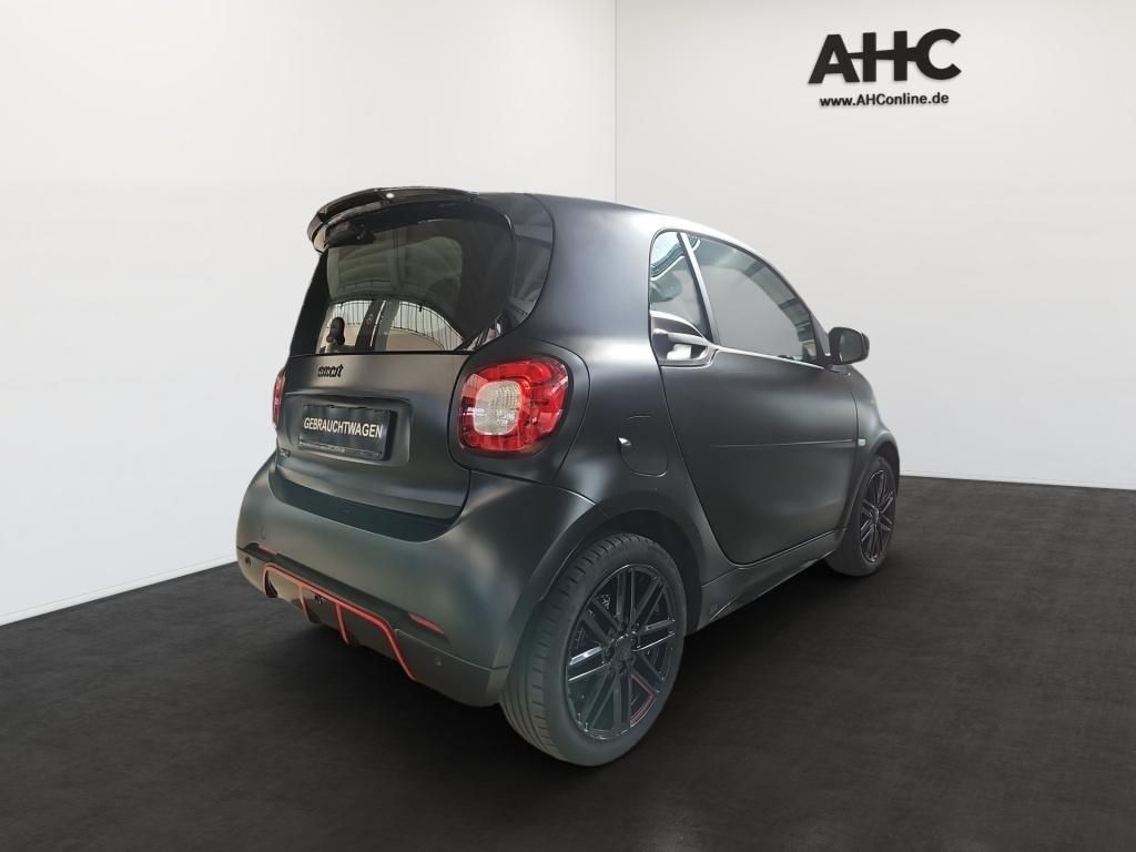 Fahrzeugabbildung Smart fortwo 52 kW passion Brabus LED Navi SHZ Pano