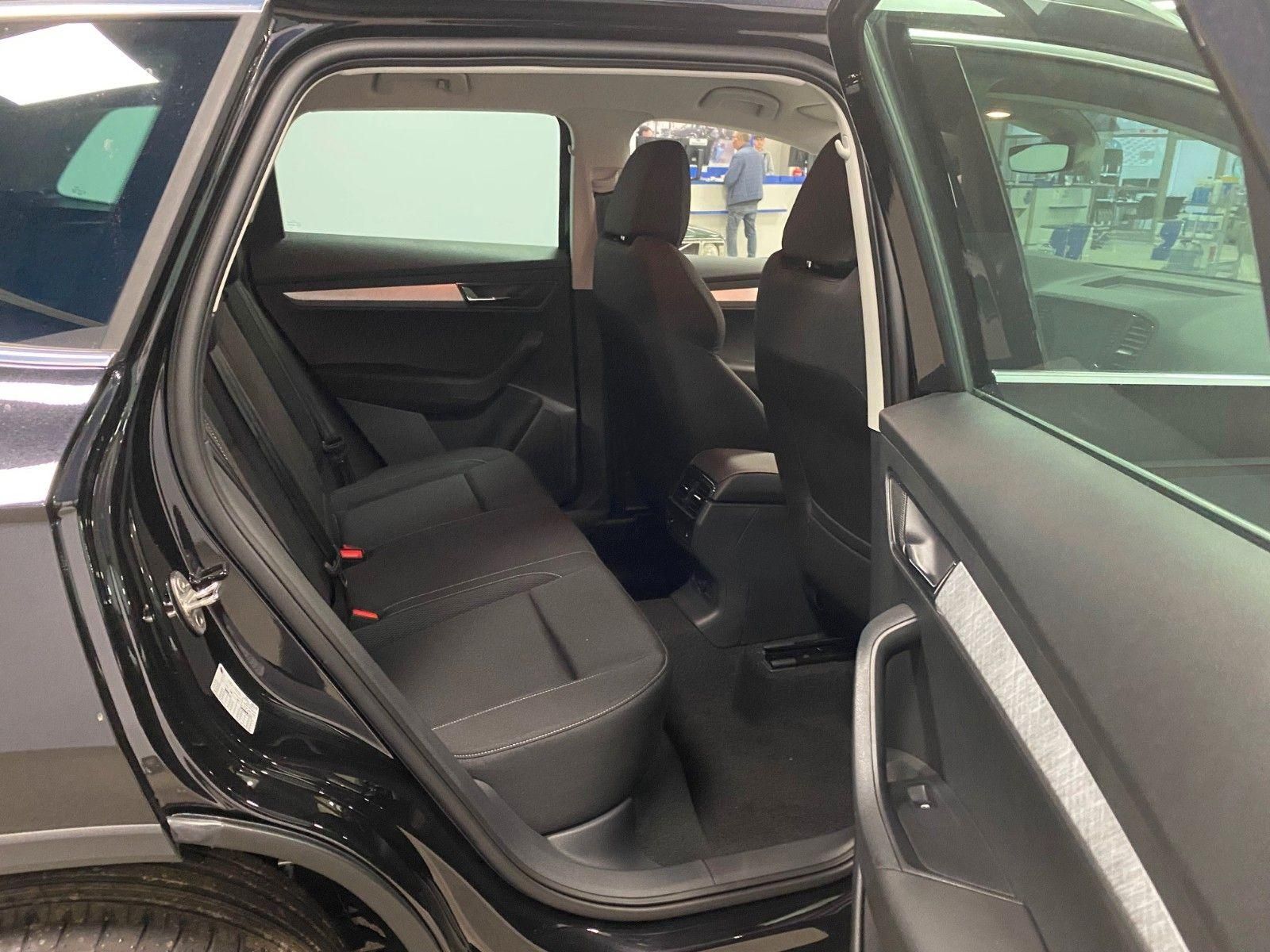 Fahrzeugabbildung SKODA Karoq 1.5 TSI DSG Selection+ACC+2030 Garantie+BC