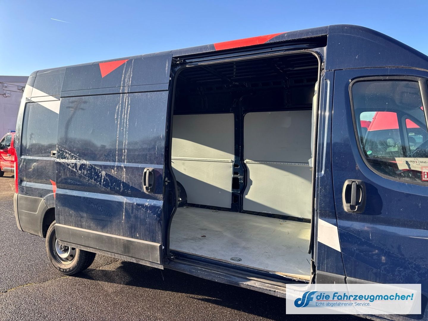 Fahrzeugabbildung Fiat Ducato Grossr.-Kasten33 140 L4H2 MOTORSCHADEN