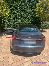 Tesla Model 3 Hinterradantrieb RWD RWD - Tesla Model 3 in Mainz