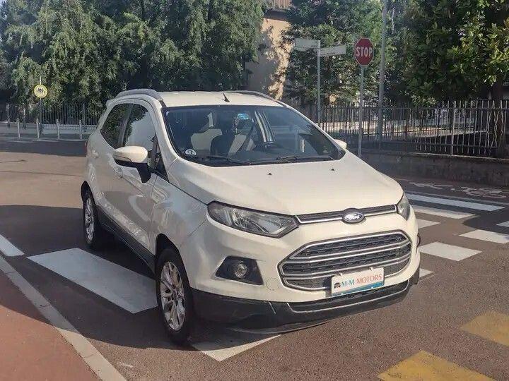 Ford EcoSport 2015 — interior