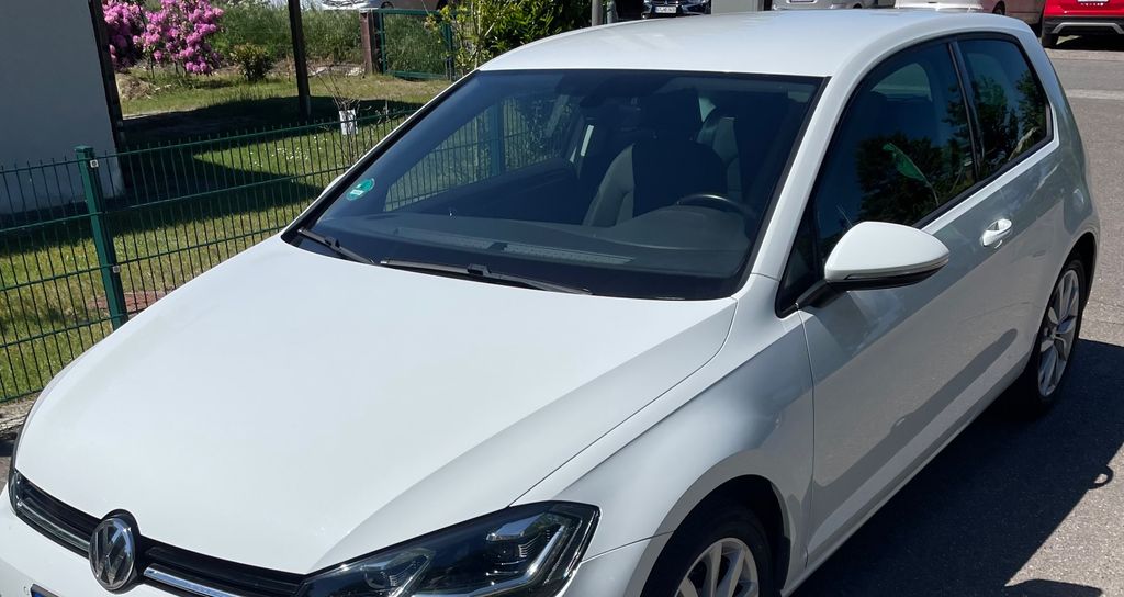 Image of Volkswagen Golf