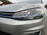 Volkswagen e-Golf, ACC, Matrix, Batt-Zertifikat, 8 Räder - Volkswagen Golf mit Elektro-Antrieb: Limousine