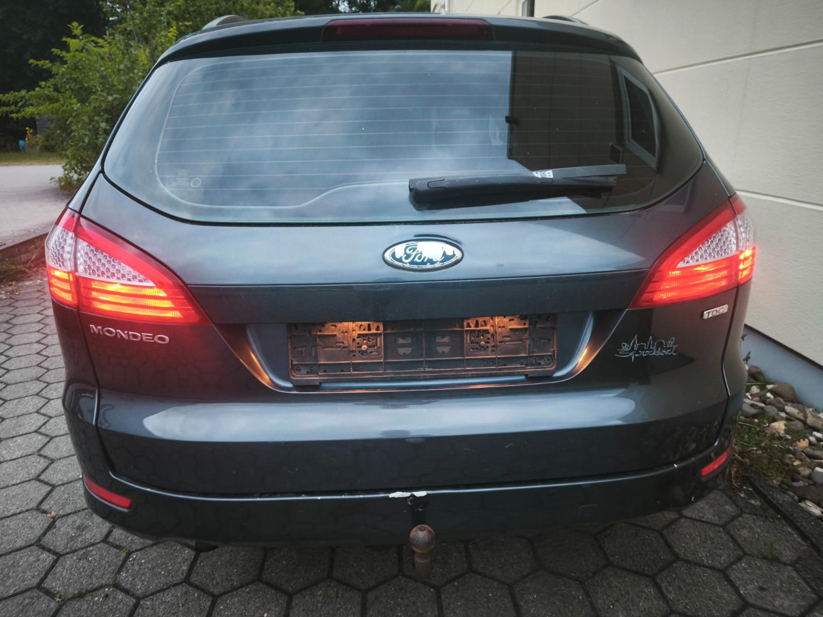 Ford Mondeo 2010 — photo 7