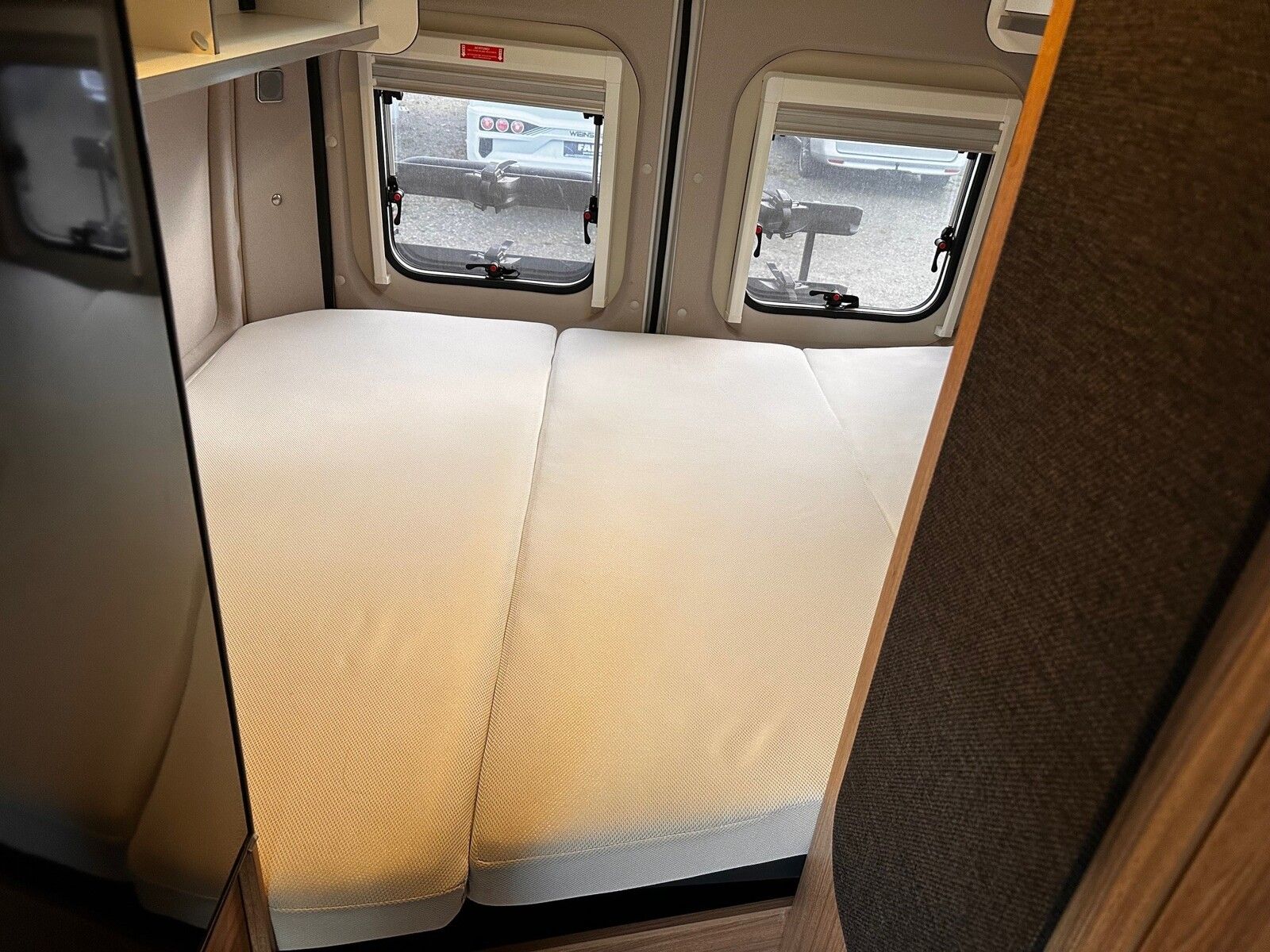 Fahrzeugabbildung Weinsberg CaraBus 600 MQ Aufstelldach ISOFIX Markise