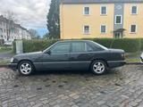 Mercedes-Benz Mercedes  200 E   W 124 H - Kennzeichen / ... - gebrauchte Mercedes-Benz E 200 aus dem Jahr 1990
