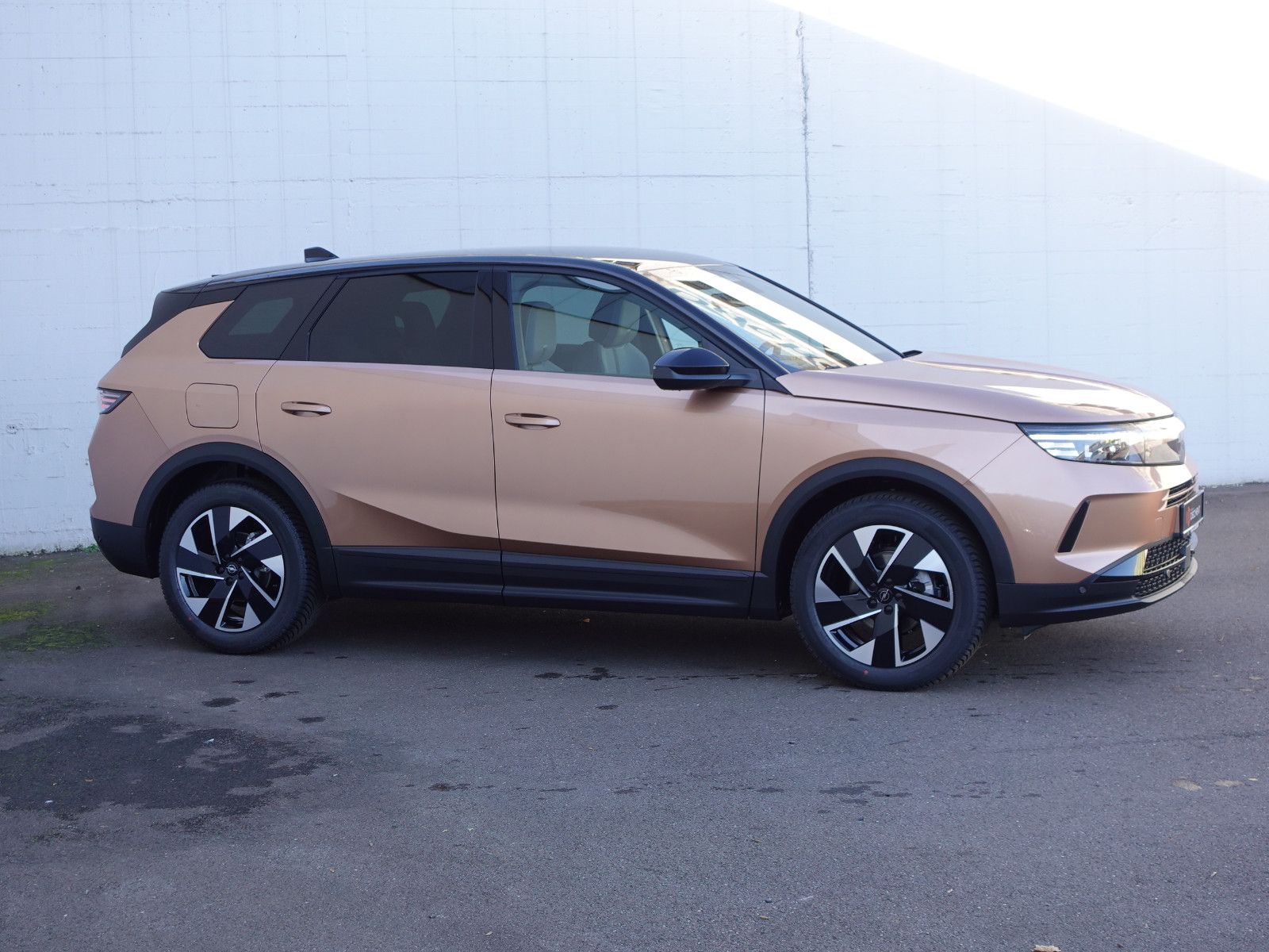 Fahrzeugabbildung Opel Grandland GS, Head Up, LED, PP, Navi, RFK