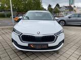 Skoda Octavia Combi 1.4 TSI iV Ambition DSG 17"Zoll LM - Skoda Octavia Ambition mit Hybrid-Antrieb (Benzin/Elektro)