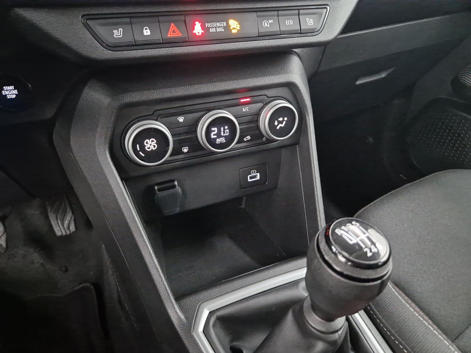 DACIA Jogger TCe 100 Eco-G Extreme+ Navi SHZ – Bild 19