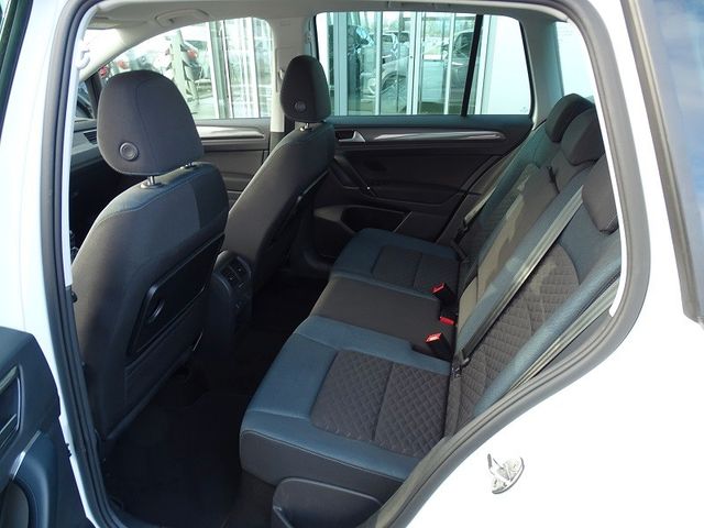 Golf Sportsvan 1.0 TSI "IQ.DRIVE"