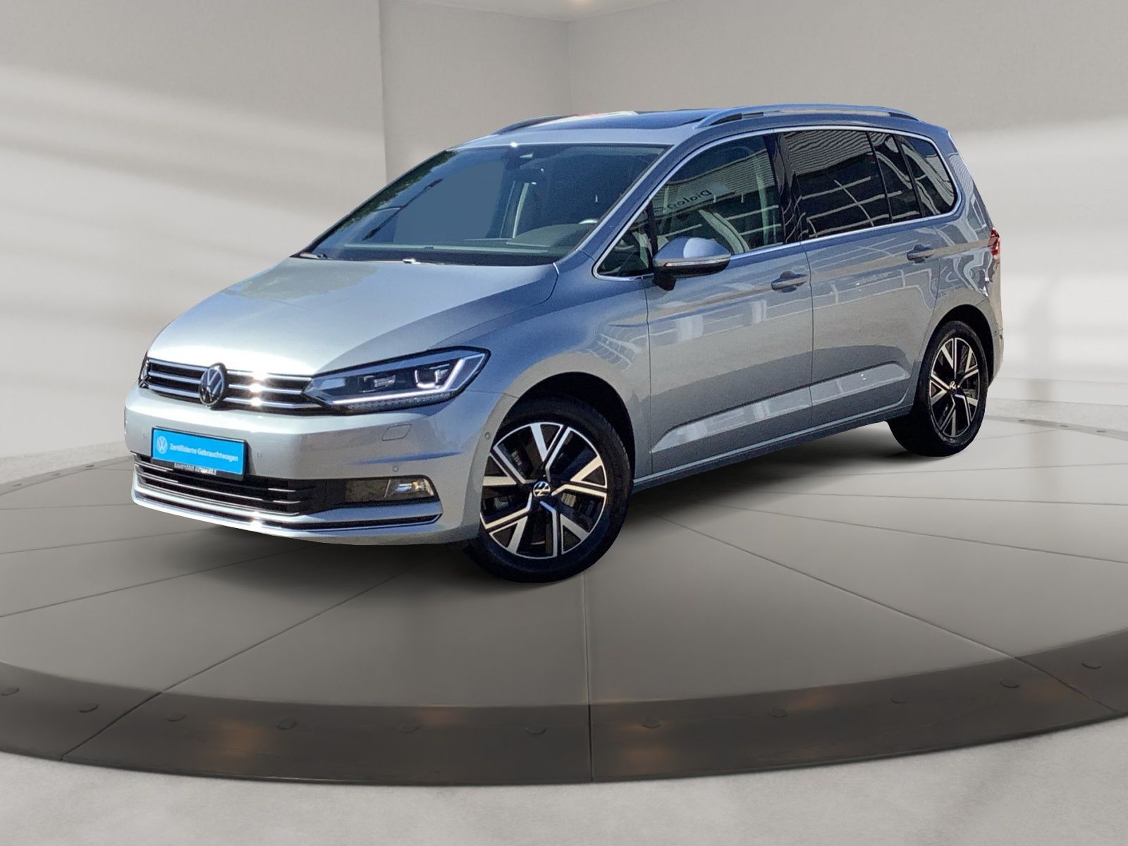 Volkswagen Touran 1.5 TSI DSG Highline AHK ACC Pano Standh foto 2