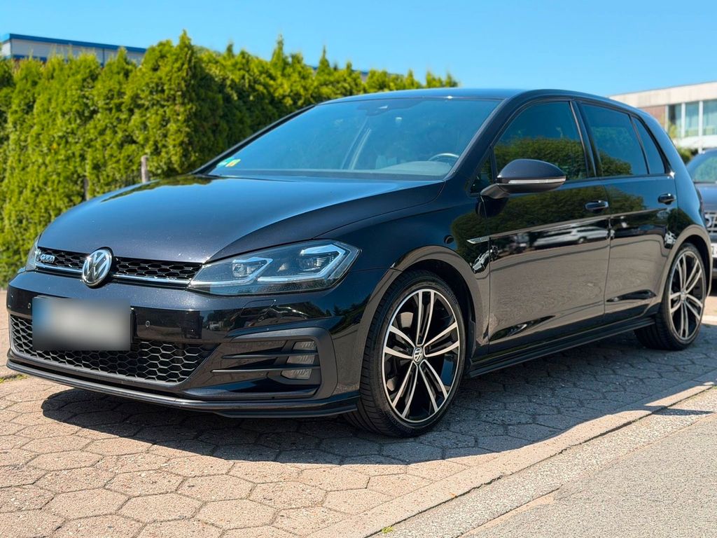 Image of Volkswagen Golf