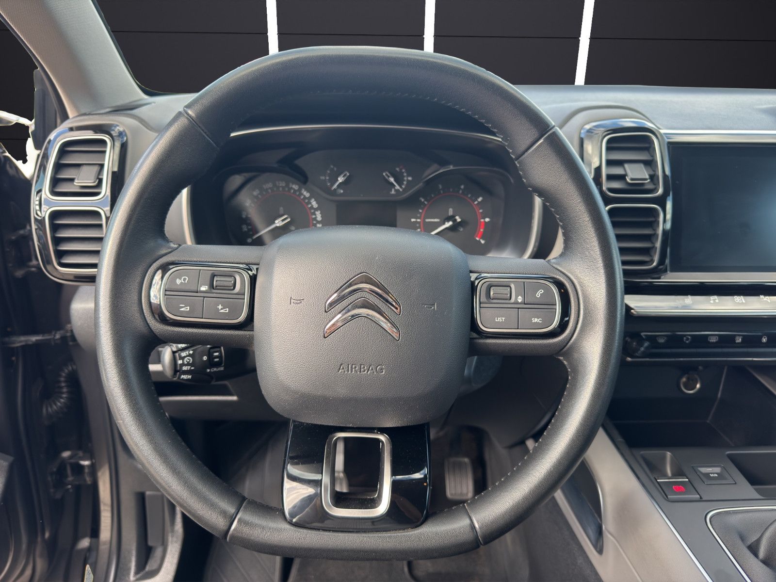 Fahrzeugabbildung Citroën C5 Aircross Live *360°Cam*SitzHZ*Allwetter*Klima