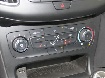 Ford Focus - 12