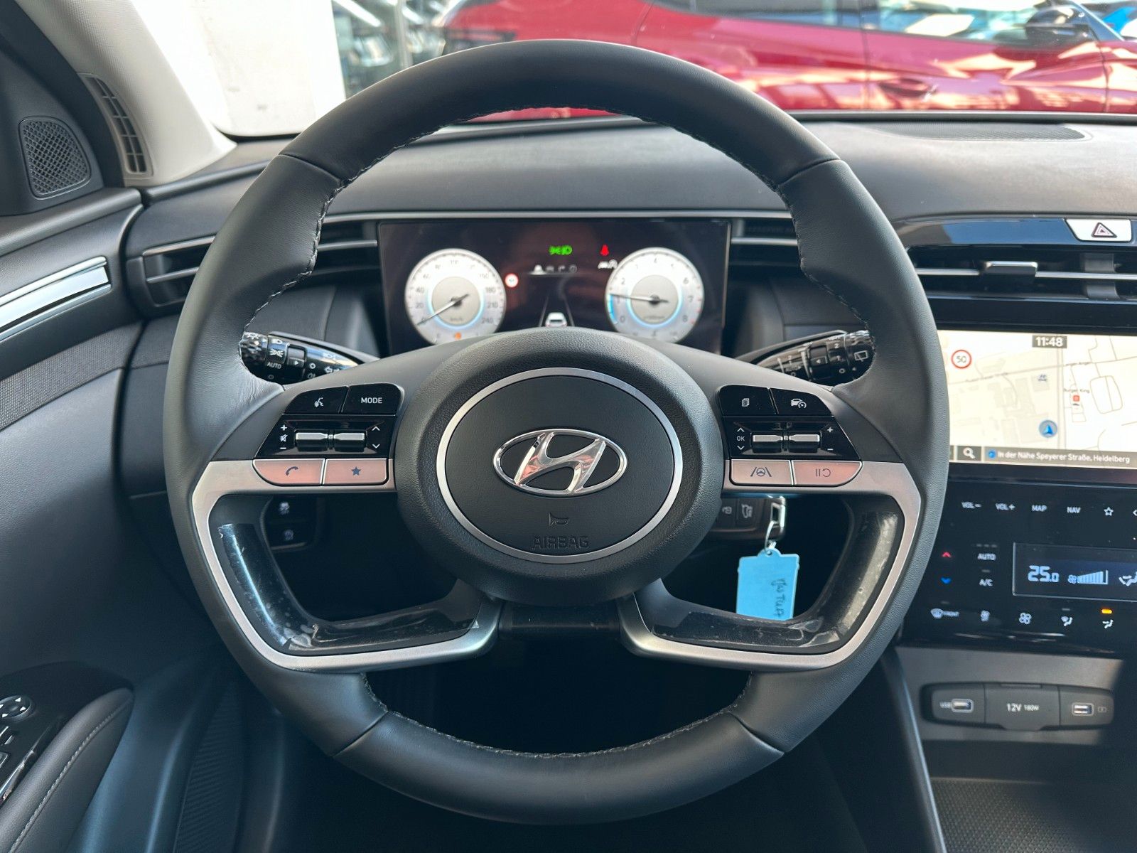 Fahrzeugabbildung Hyundai Tucson Select 1.6l 150PS Navi/Kamera!