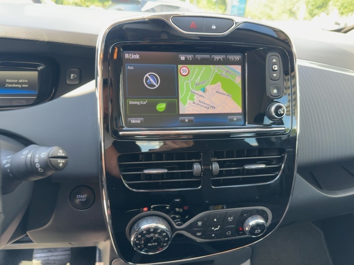 Fahrzeugabbildung Renault ZOE Life R110 Z.E 40 EPH (Batt.-miete)
