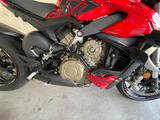 Ducati Streetfighter V4 - Offers