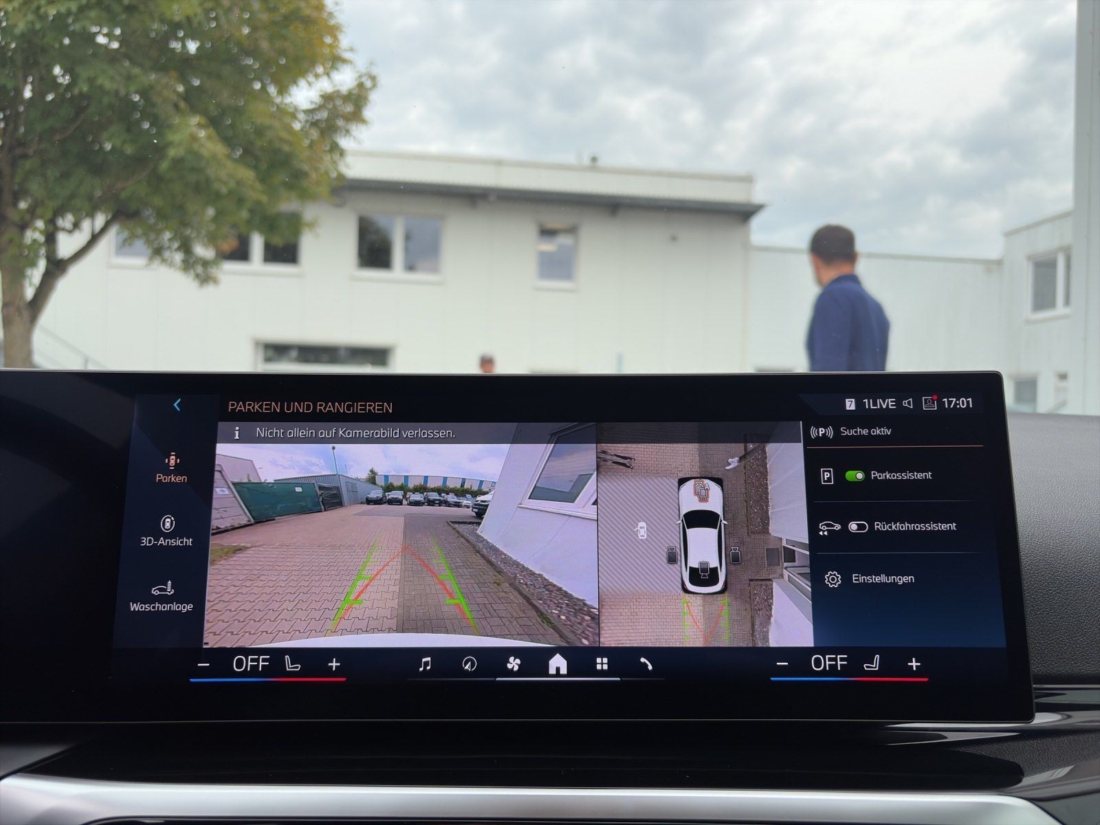 BMW i4 - Bild 30