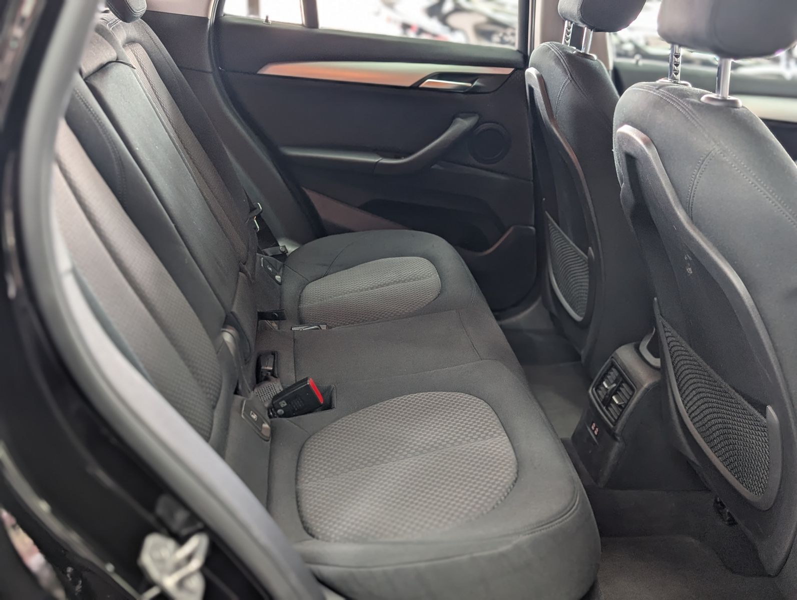 Fahrzeugabbildung BMW X1 xDrive 25e Advantage AHK LED APP VIRT SoH 87%